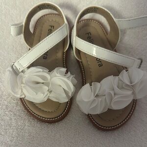 Elegant White Floral Sandals with Platform Soles